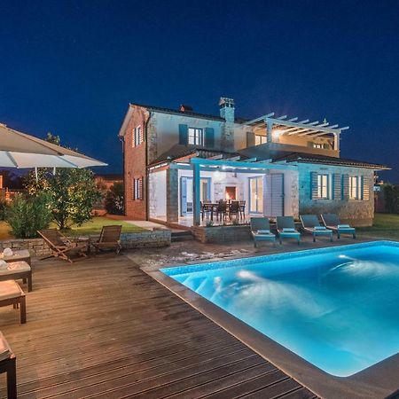Villas Adagio Rojnići Екстериор снимка