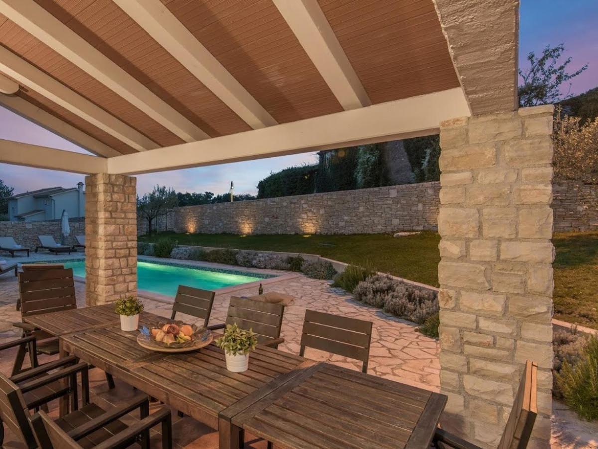 Villas Adagio Rojnići Екстериор снимка