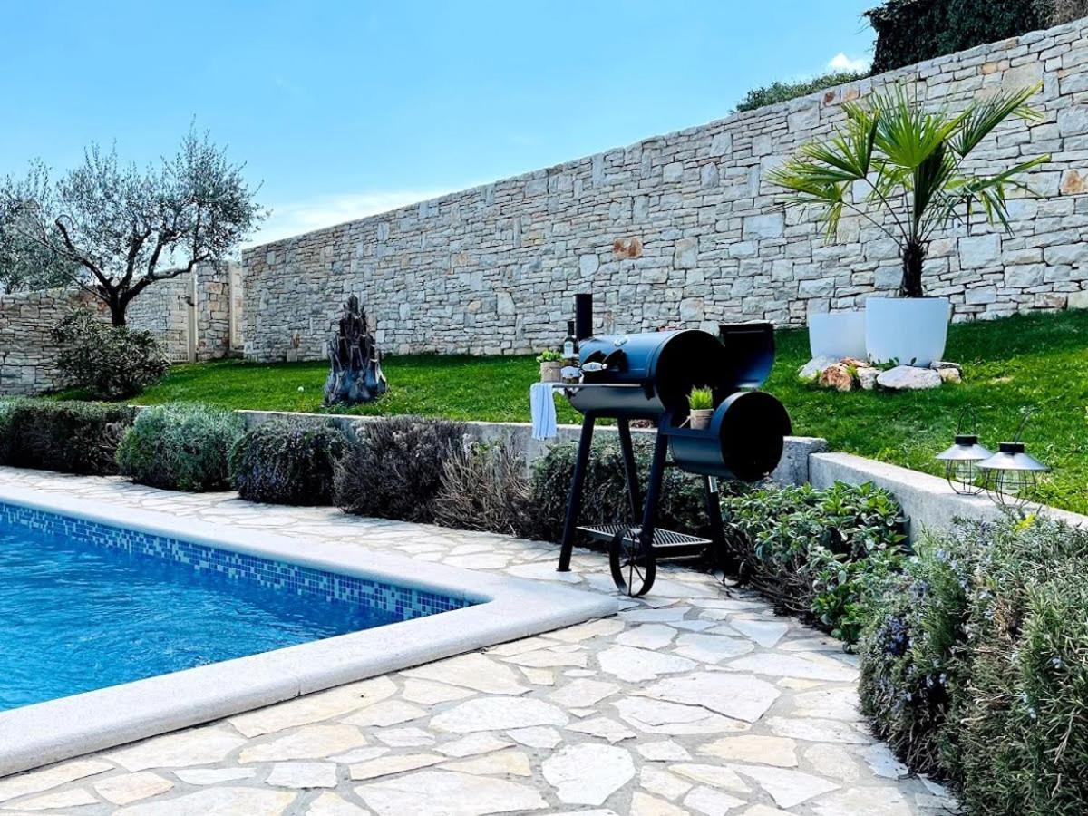 Villas Adagio Rojnići Екстериор снимка
