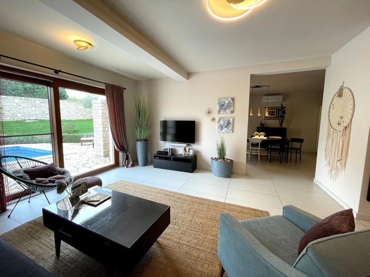 Villas Adagio Rojnići Екстериор снимка