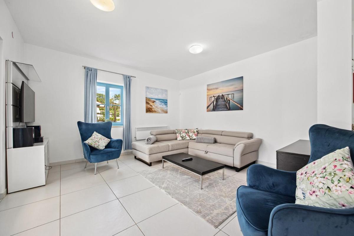 Villas Adagio Rojnići Екстериор снимка